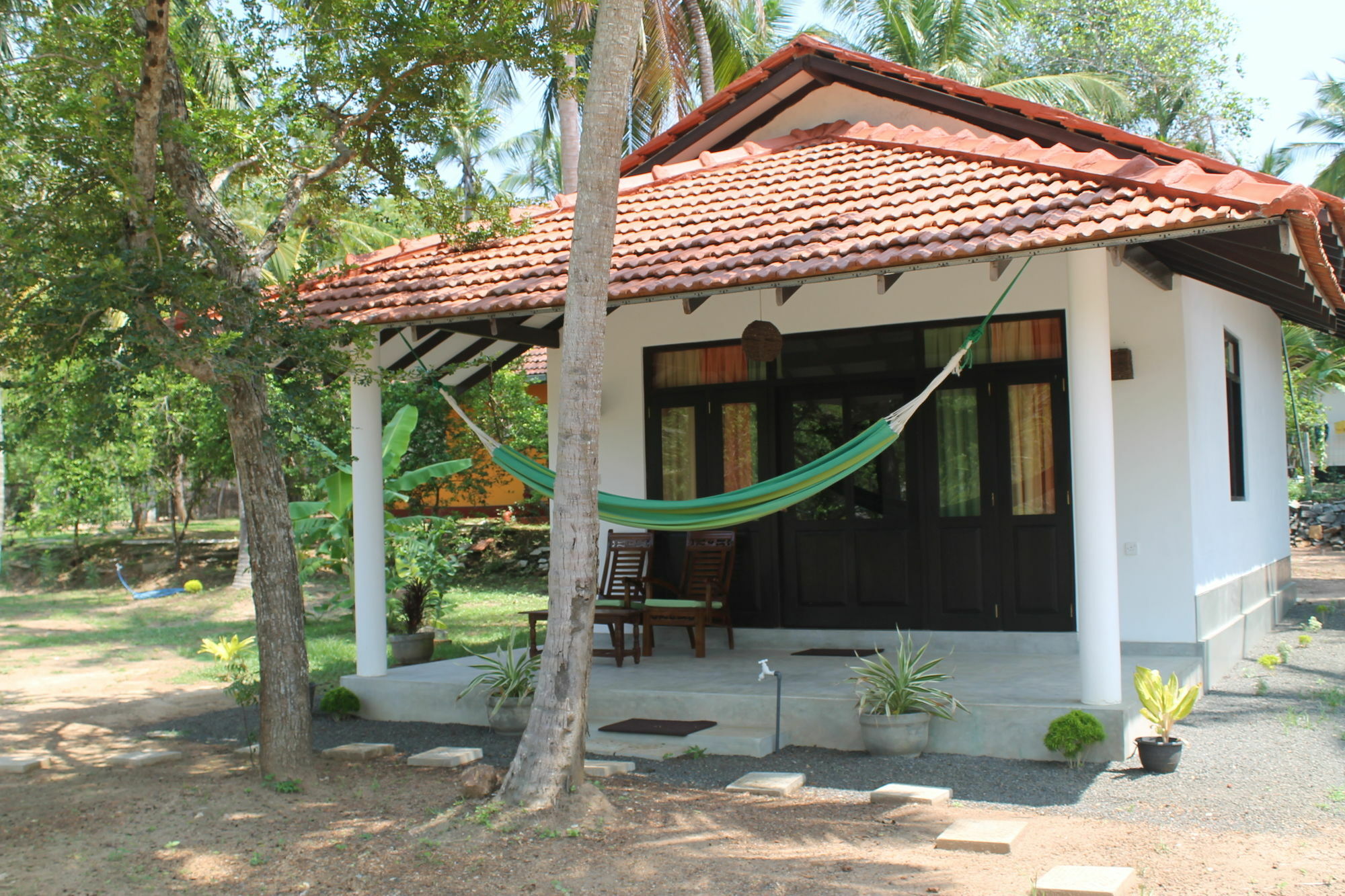 Chillenjoy Cabanas & Restaurant Tangalle Exterior foto
